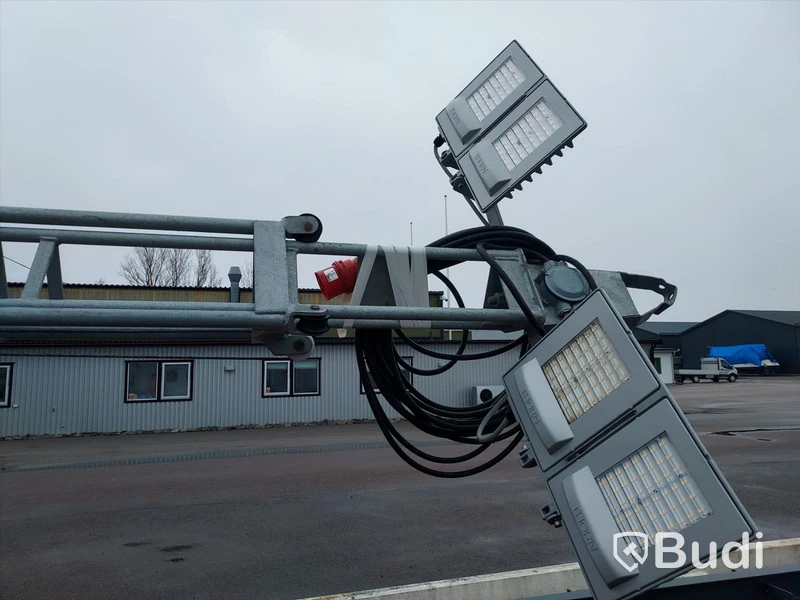 Belysningsmast FeRex Conlight 12m med ledbelysning