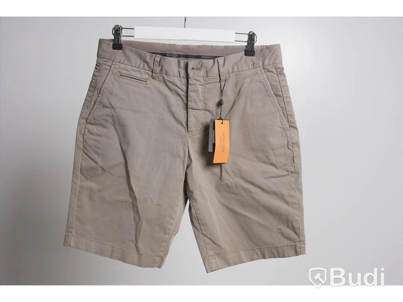 Shorts - Morris, Regular chino shorts, "grön", strl. 31, Herr. Ny.