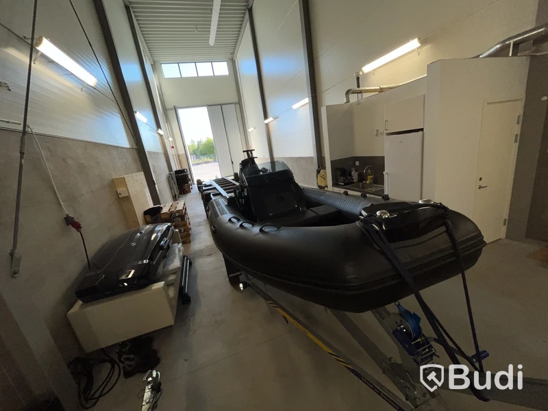 Brig Eagle 4 2022  inkl. Trailer