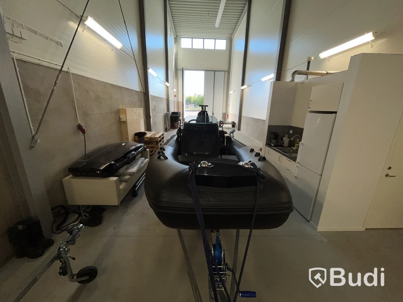 Brig Eagle 4 2022  inkl. Trailer