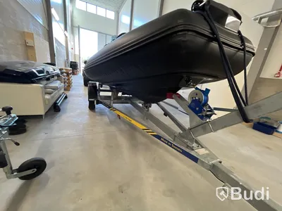 Brig Eagle 4 2022  inkl. Trailer