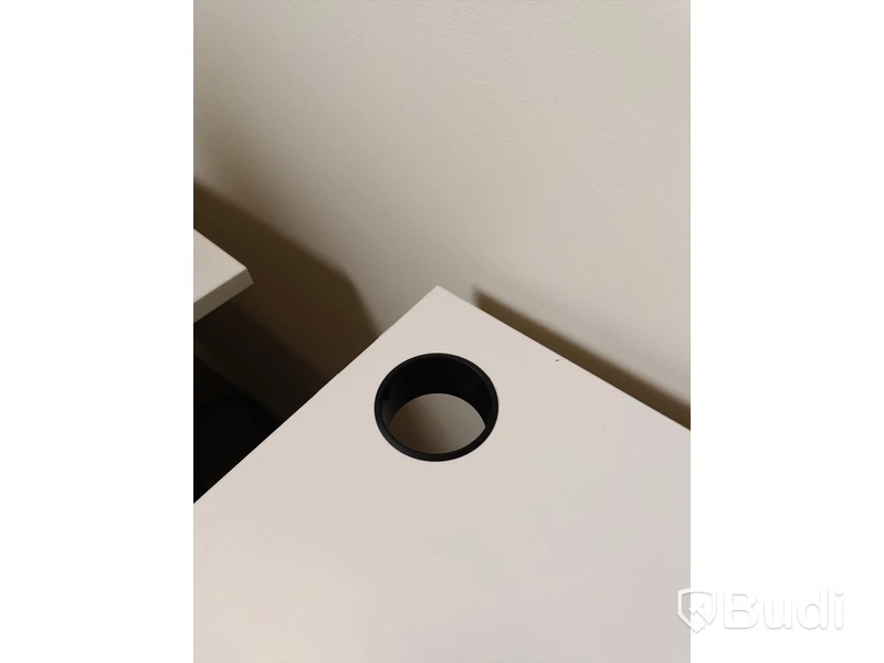 Elektriskt höj och sänkbart skrivbord vitt