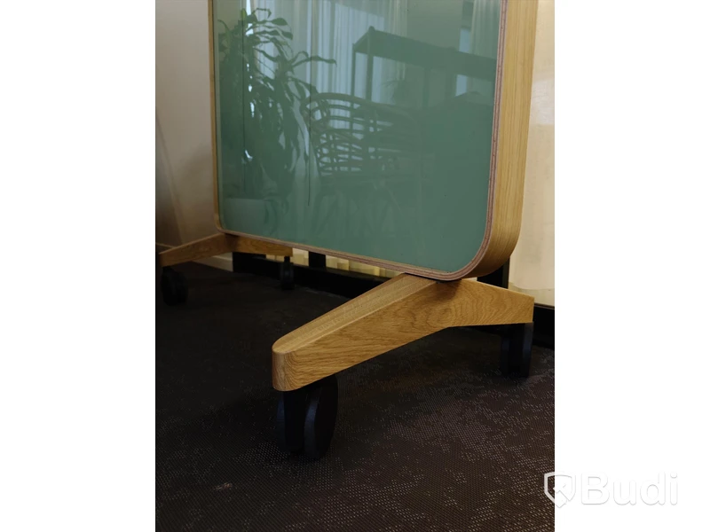 Whiteboard på hjul i glas från Lintex Bredd 120cm  och höjd 197cm