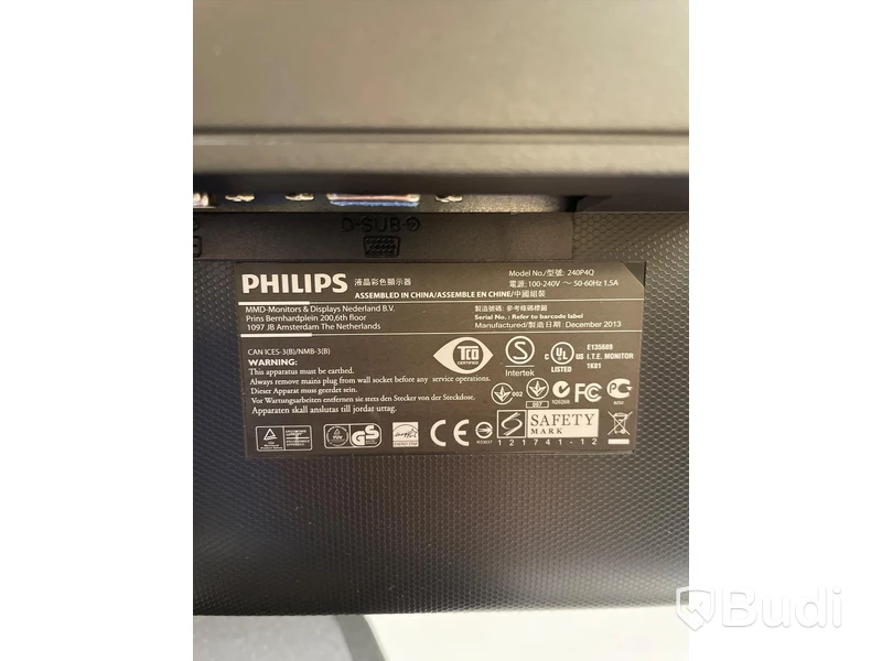 2st Datorskärmar Philips 240P4Q och Samsung 205BW