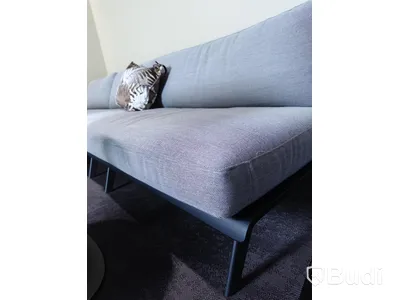 Sittgrupp med soffa 2st bord och 3st stolar. Soffans längd är 280cm , Arper, Andreu World och Skandiform