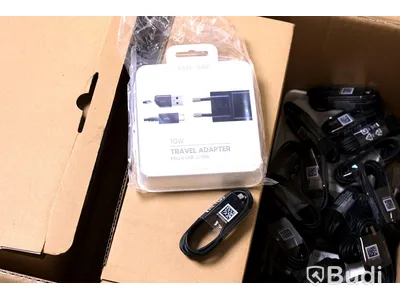 Parti med laddare och micro USB-kablar - Samsung Travel Adapter 10W Micro USB
