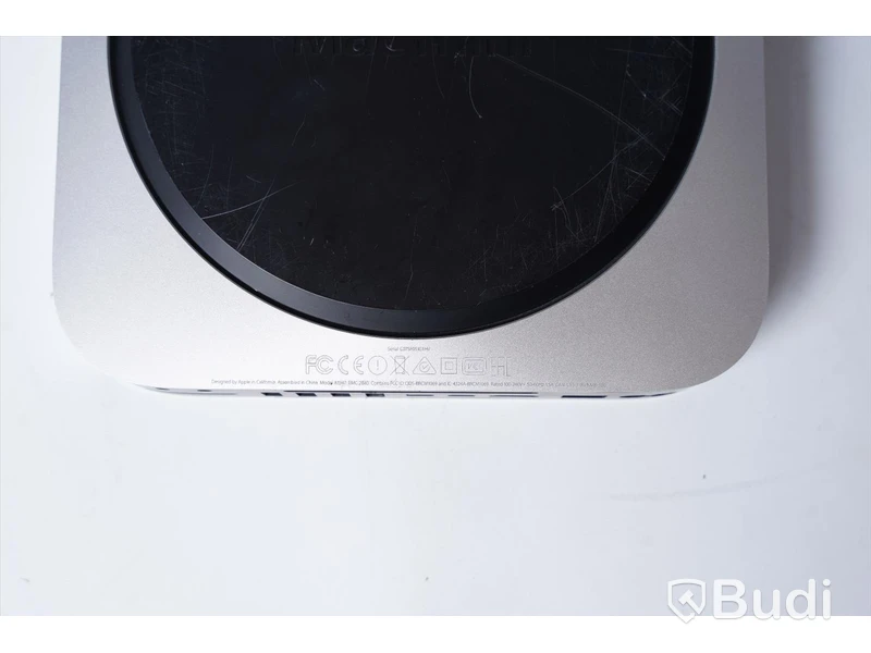Mac mini - Late 2012, 4 GB RAM, 256 GB SSSD.