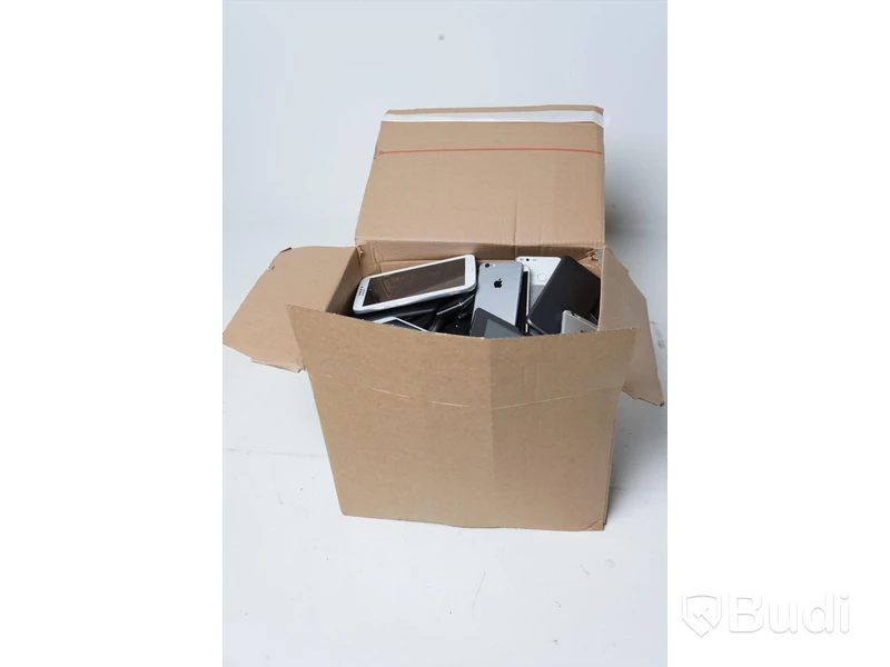 Parti med utrangerade mobiltelefoner och tablets - OBS! Reparationsobjekt