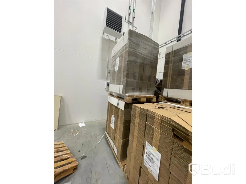 5st pallar med förpackningsmaterial från Smurfit Kappa. Mindre snabbvikslåda. Modell B4061932
