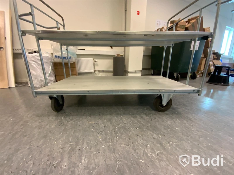 Lager vagn med 2 hyllplan