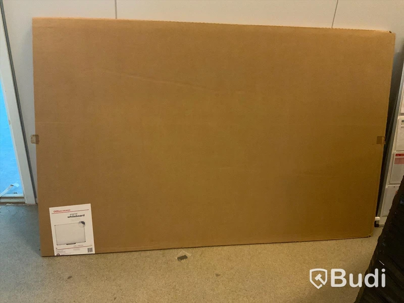 Whiteboard ny inplastad i kartong 1200x1800