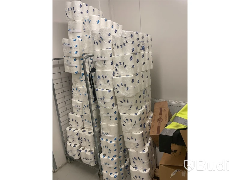 36 balar toalettpapper, 20 rullar per bal