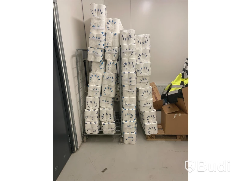 36 balar toalettpapper, 20 rullar per bal