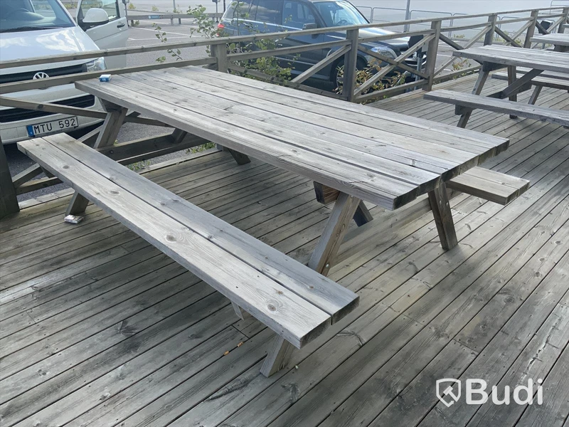 Picnicbord med dubbla sittbänkar 240cm längd, 75cm höjd