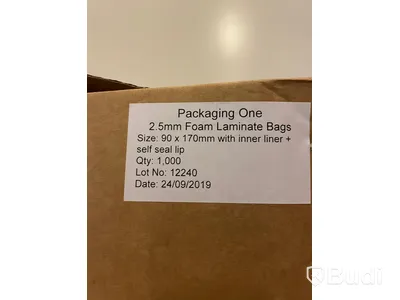 Flera lådor med HDPE påsar, olika storlekar