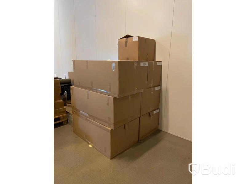 Flera lådor med HDPE påsar, olika storlekar