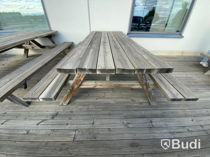 Picnicbord med dubbla sittbänkar 240cm längd, 75cm höjd