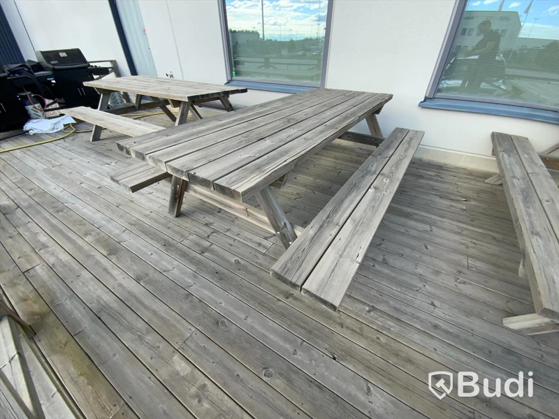 Picnicbord med dubbla sittbänkar 240cm längd, 75cm höjd