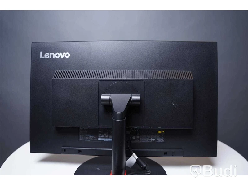 Datorskärmar 3st - Lenovo ThinkVision T24i-10, Lenovo ThinkVision T2424pA, Lenovo ThinkVision E24-10.