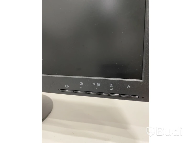 2 st Lenovo ThinkVision E24-10, 24” datorskärmar