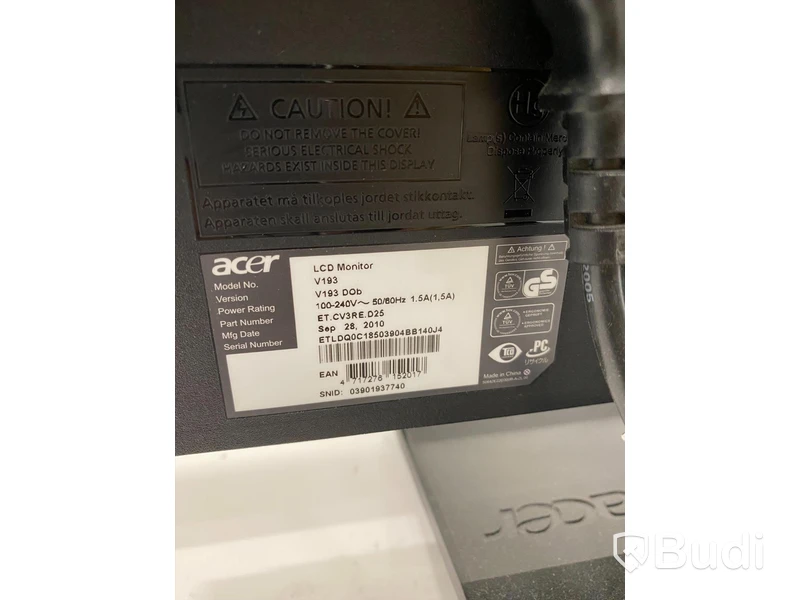 2 st Acer datorskärmar: V193 19” + V223W 22”