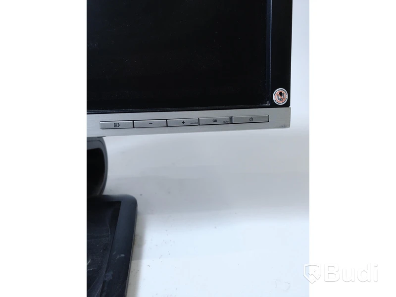 En HP LA2205wg monitor 22” + En HP LA2405wg Monitor 24”