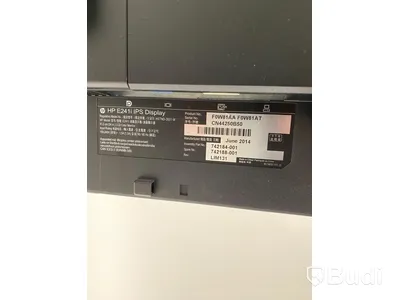 En HP E24i IPS Display 24”