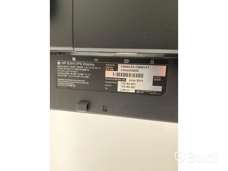 En HP E24i IPS Display 24”