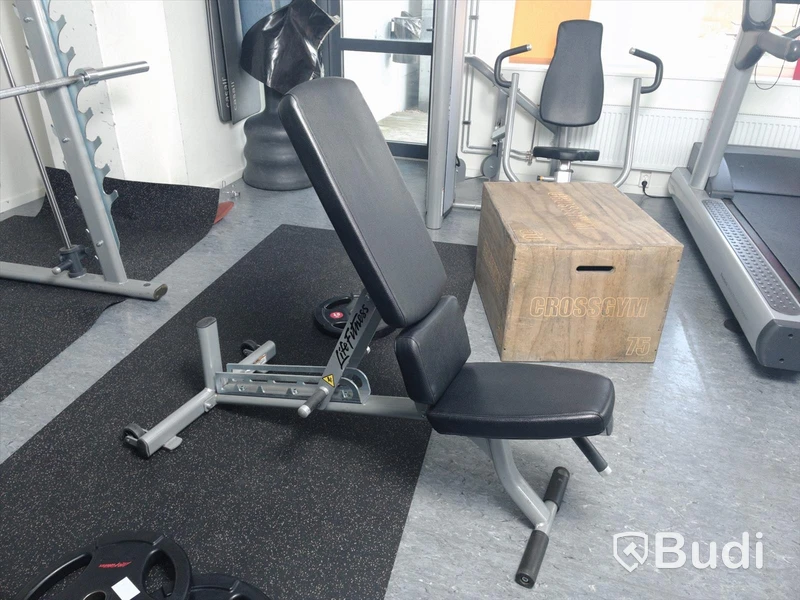 Ställbar träningsbänk Life Fitness