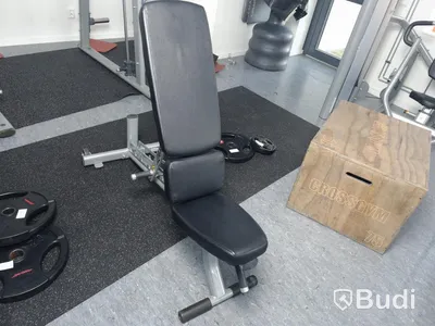 Ställbar träningsbänk Life Fitness