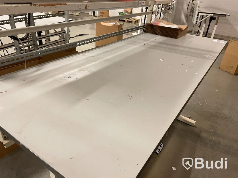 Packbord höj- och sänkbart skrivbord