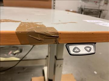 Packbord höj- och sänkbart skrivbord