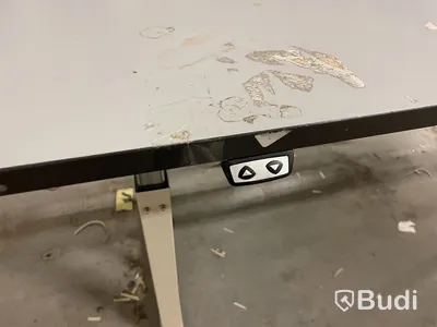 Packbord höj- och sänkbart skrivbord