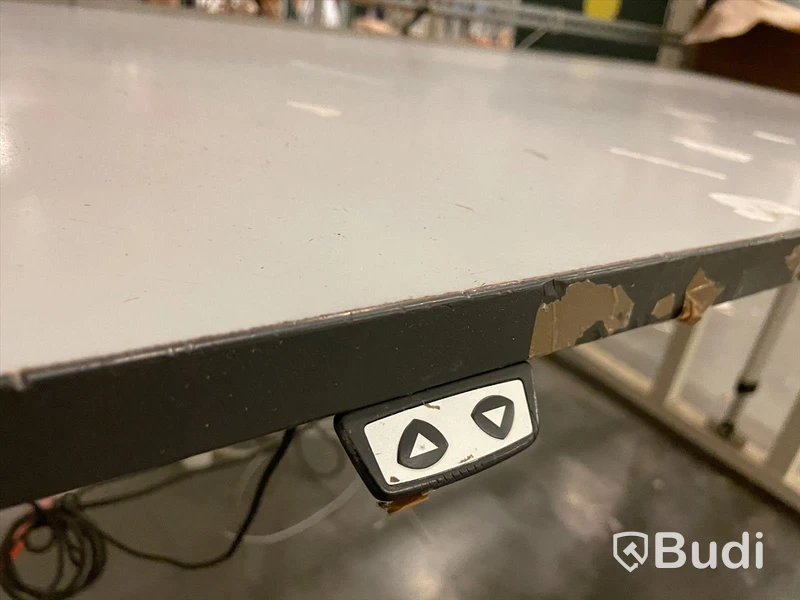 Packbord höj- och sänkbart skrivbord