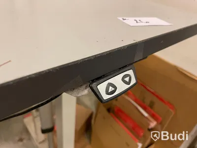 Packbord höj- och sänkbart skrivbord