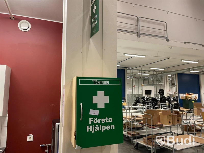 Första hjälpen skåp