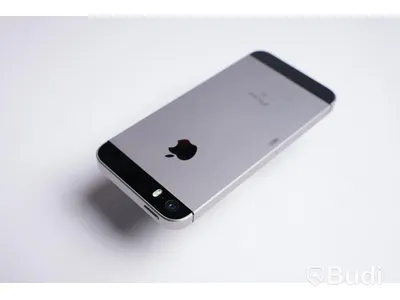 iPhone SE (1 st gen) - 32 GB, 100 procent batterihälsa. Lite repig.