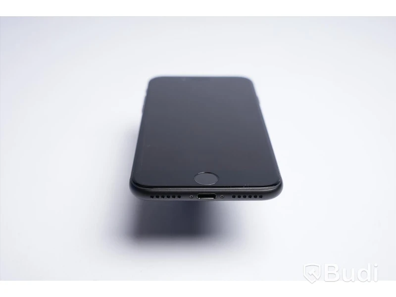 iPhone 7 - 32 GB, 100 procent batterihälsa. Inkl. laddare.