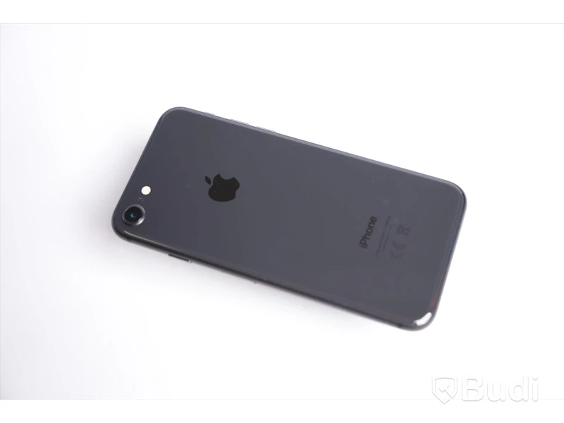 iPhone 8 - 64GB, 93 procent batterihälsa.