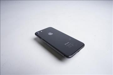 iPhone 8 - 64 GB, 86 procent batterihälsa, Apple.