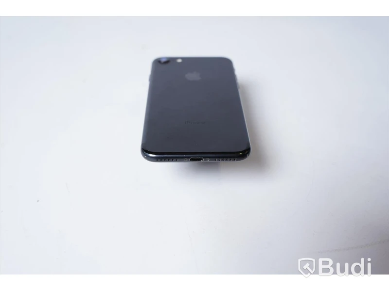 iPhone 7 - 32 GB 87 Procent Batterihälsa