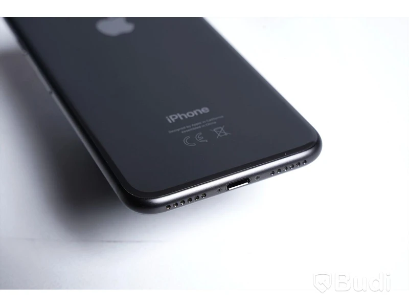iPhone 8 - 64 GB, 90 procent batterihälsa.