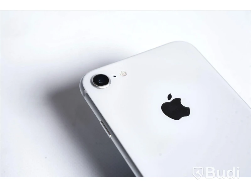 iPhone 8 - 64 GB, 81 procent batterihälsa.