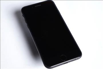  iPhone 8 - 64 GB, 86 procent batterihälsa.
