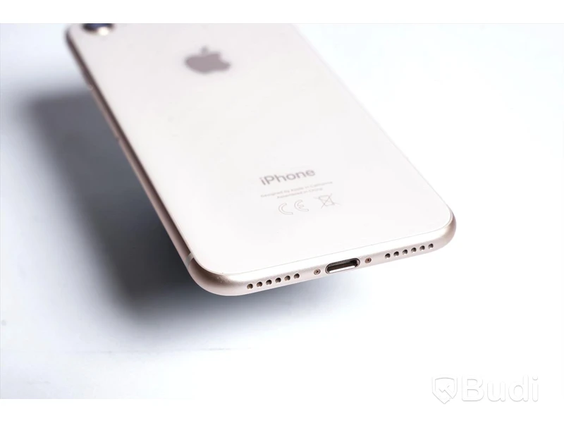 iPhone 8 - 64 GB, 86 procent batterihälsa, smått repig på framsida skärm.