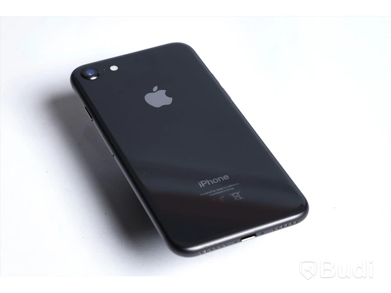 iPhone 8 - 64 GB, 88 procent batterihälsa, en djupare repa på framsida skärm.