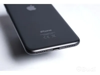 iPhone 8 - 64 GB, 88 procent batterihälsa, små repor på framsida skärm.