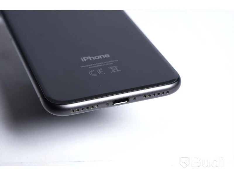 iPhone 8 - 64 GB, 88 procent batterihälsa, små repor på framsida skärm.