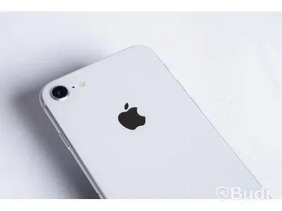 iPhone 8 - 64 GB, 83 procent batterihälsa.