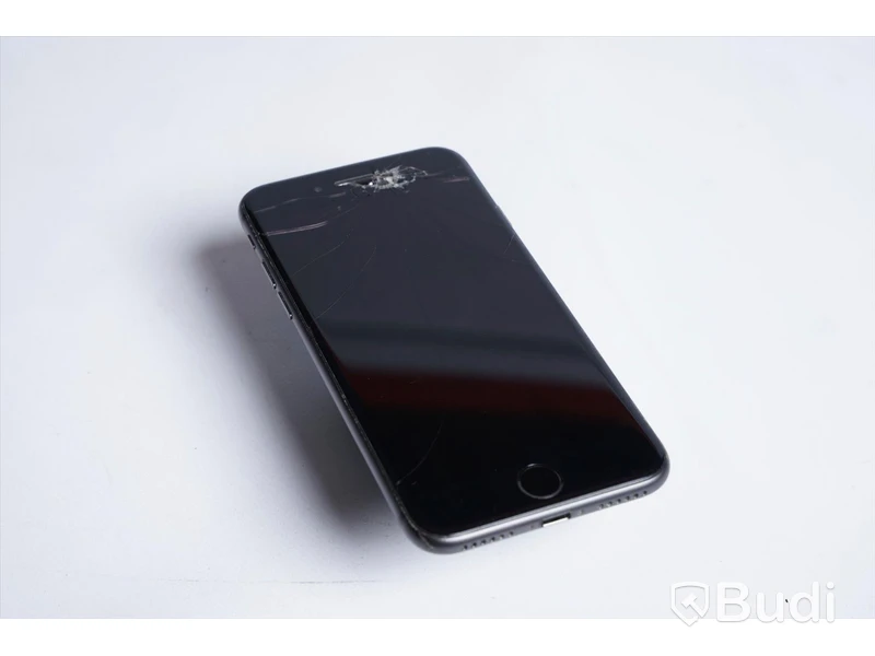 iPhone 8 - 256 GB, 97 procent batterihälsa, sprucken framsida samt repor.